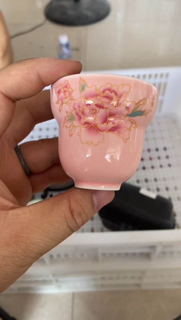 杯摄影的产品有使用过的痕迹有点脏介意勿拍