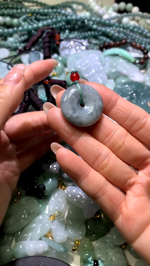 吊坠(不含链)未镶嵌翡翠1