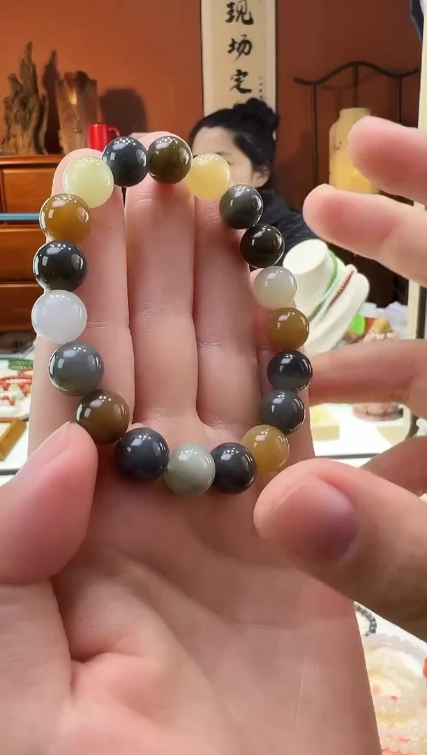 【闪购商品】和田玉手串未镶嵌且末楼兰10mm