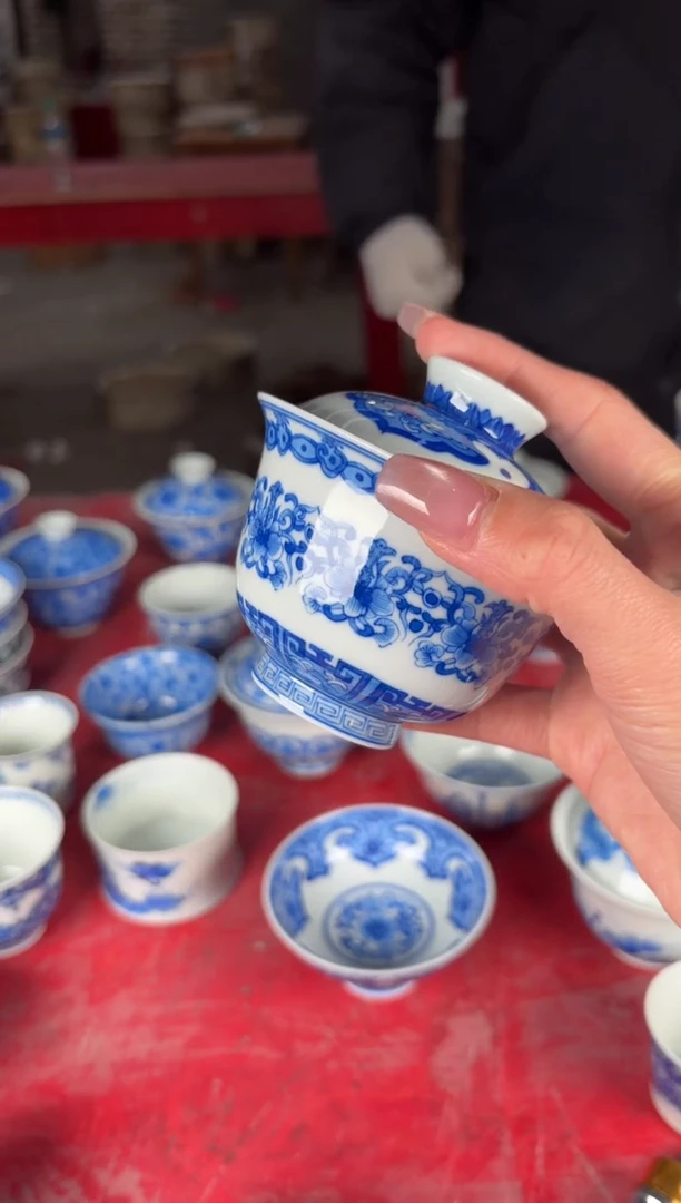 杯手****9看山柴窑青花看山柴窑青花