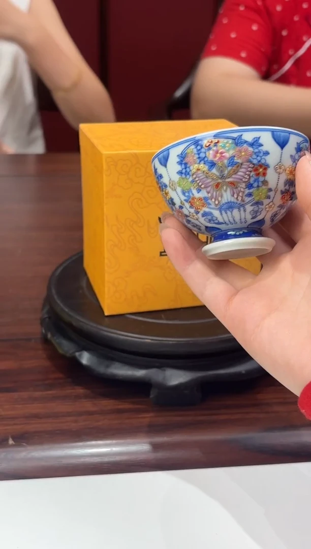 摆件【古县衙】10.10青花蝶恋花语主人杯70