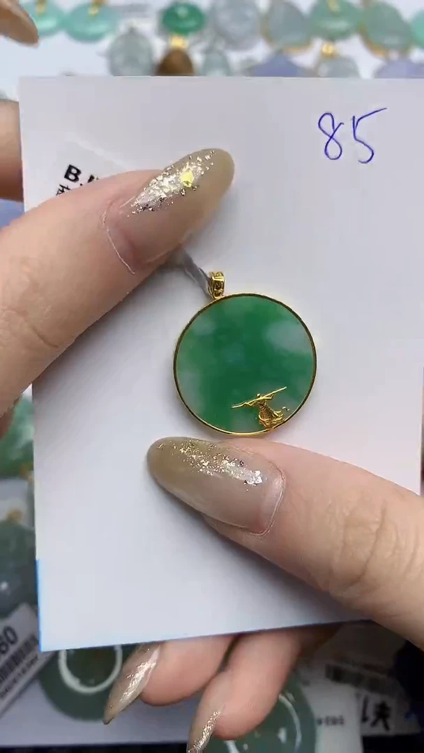 【闪购商品】翡翠颈饰18K金镶嵌天然翡翠A货