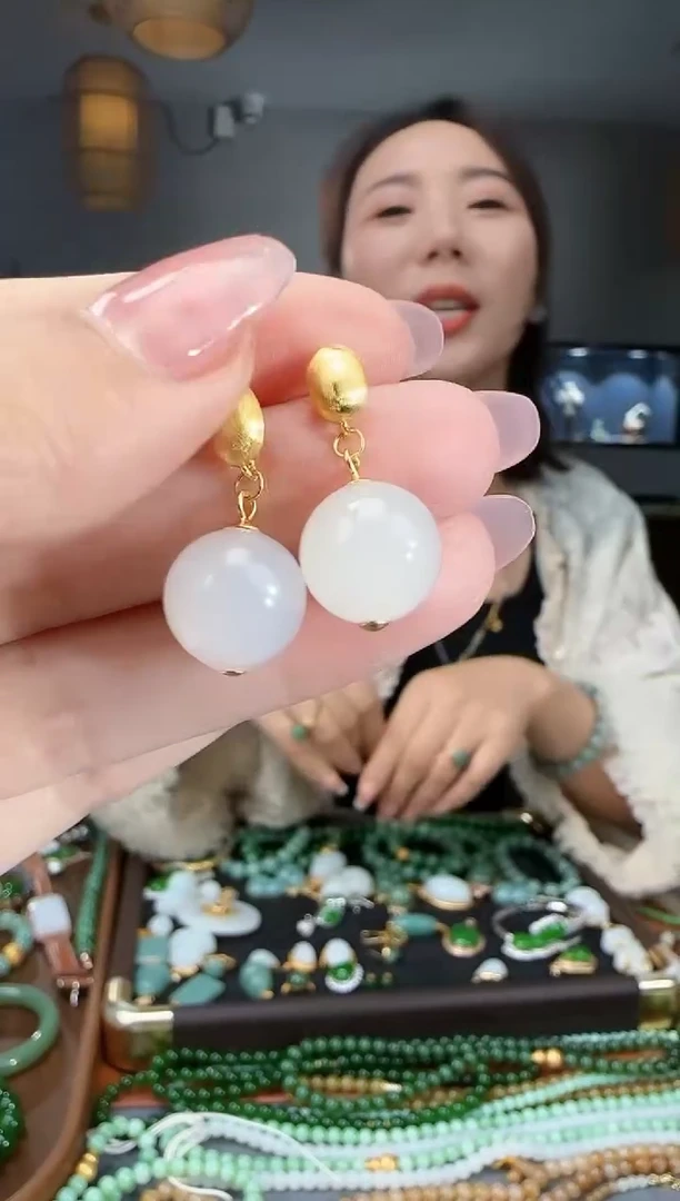 银S925镶嵌和田玉耳饰1