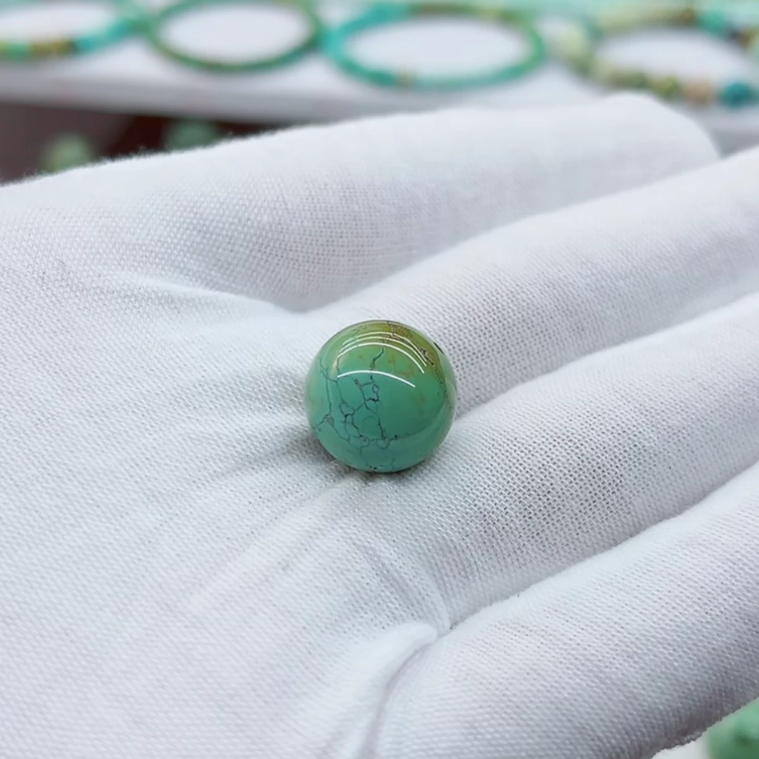 精品特色原矿绿松石水草纹圆珠