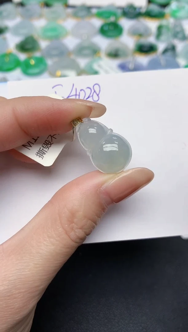 颈饰未镶嵌翡翠天然缅甸A货翡翠百元以上9元证书费自理