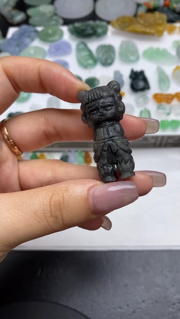 【闪购商品】定制翡翠未镶嵌翡翠毛货~