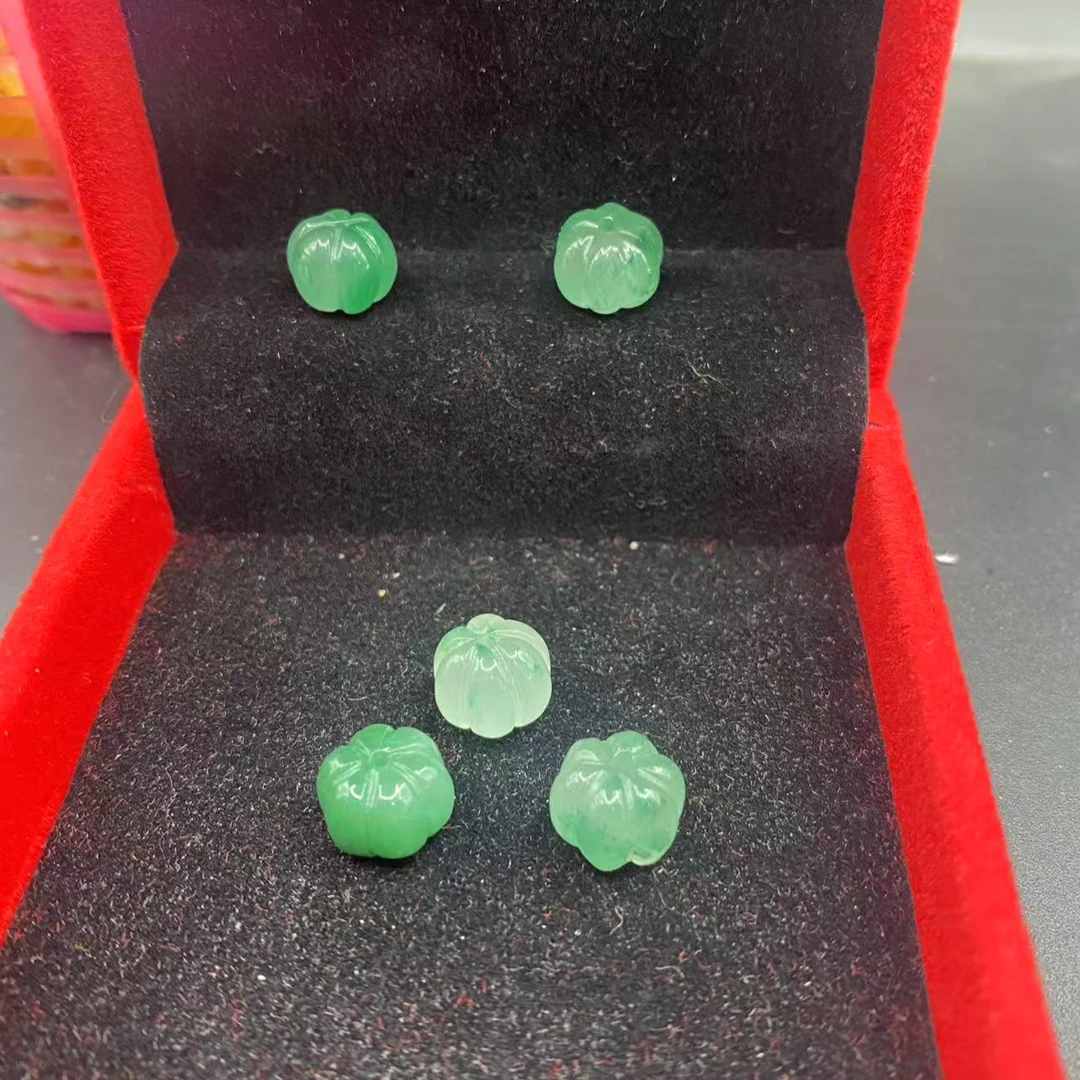 天然非洲翠南瓜珠7mmx10mc手工百搭绿色8 元 一粒（5粒起拍）精美
