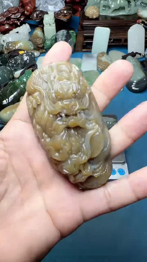 未镶嵌和田玉把件-