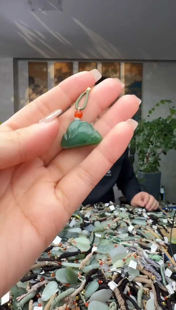 颈饰未镶嵌和田玉拍一发一多样性发货