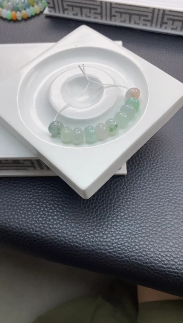 翡翠散珠74天然A货翡翠散珠