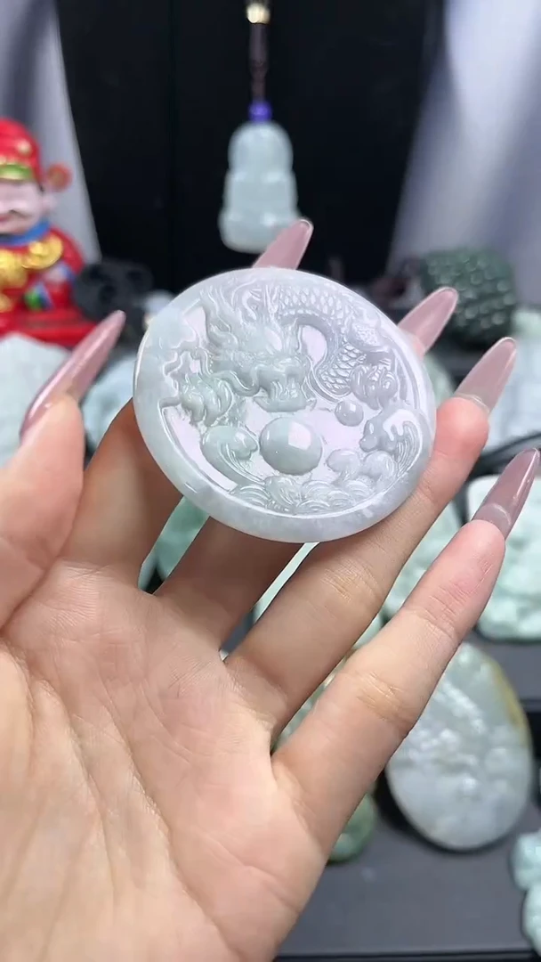 【闪购商品】翡翠颈饰未镶嵌龙牌