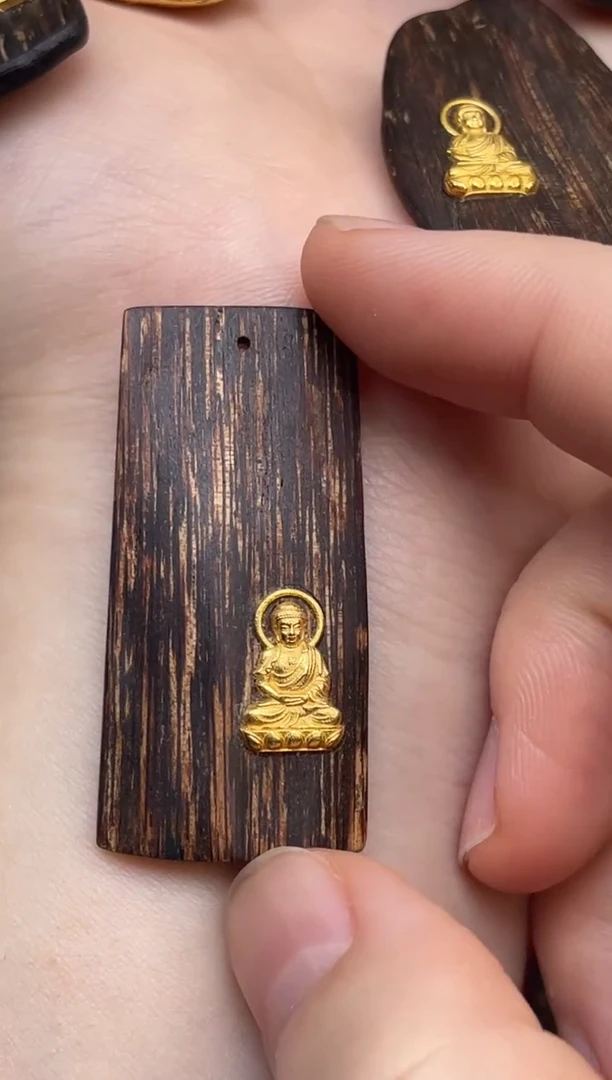 沉香吊坠沉香吊坠4