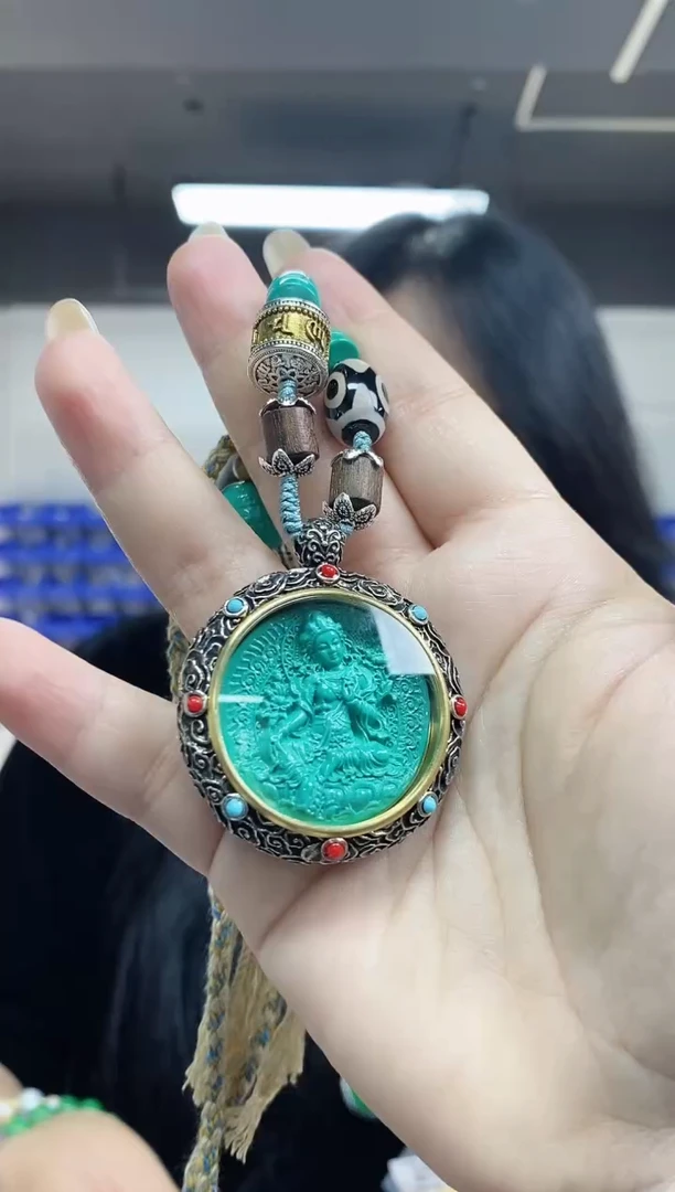 【闪购商品】玛瑙/玉髓吊坠未镶嵌多样性发其一颜色微差