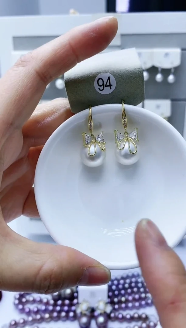 【闪购商品】淡水珍珠耳饰银S925镶嵌94