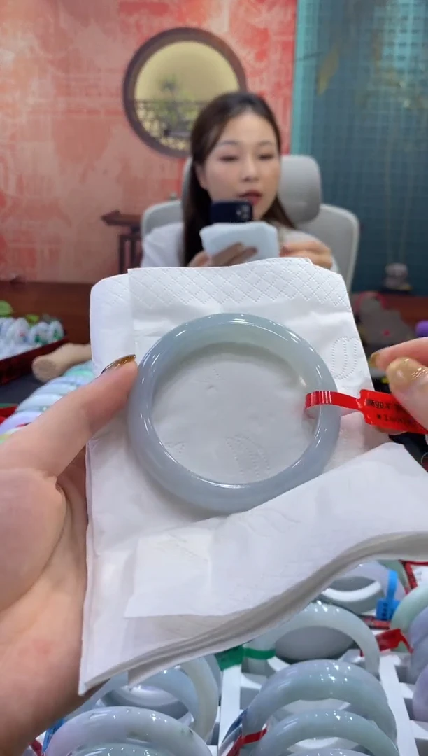 未镶嵌手镯翡翠0046184