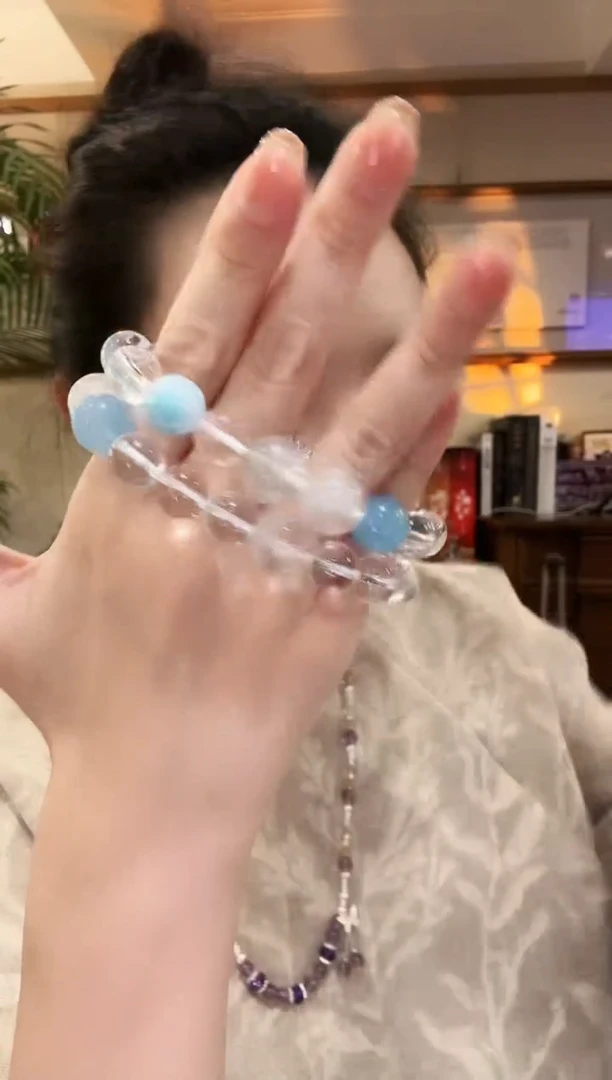 未镶嵌颈饰水晶多样性发其一