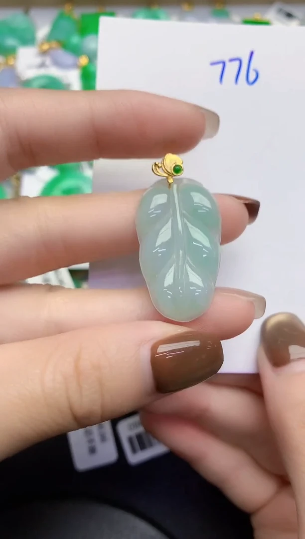 颈饰未镶嵌翡翠缅甸天然翡翠A货