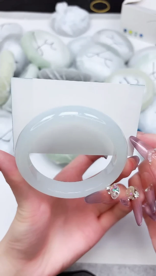 石英质玉手镯未镶嵌94-58.8