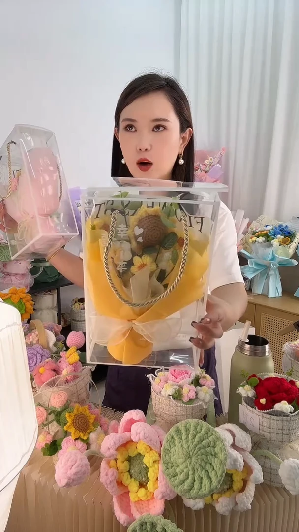 成品花束轻奢手工非遗毛线永生花创意礼物私人定制高端心意