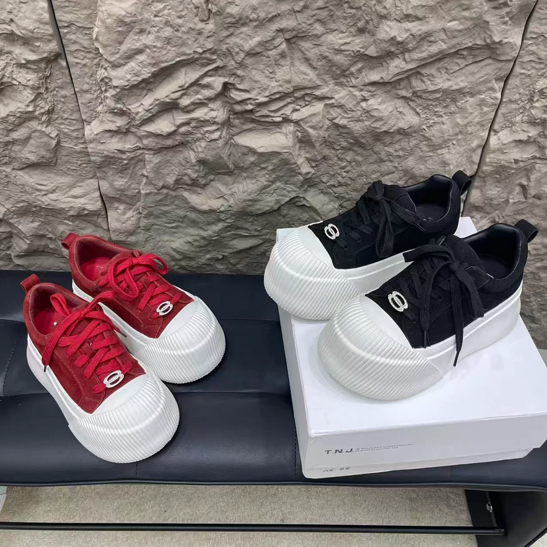 2026新款复古圆透气头高级质感显高时尚厚底潮鞋纯色饼干鞋