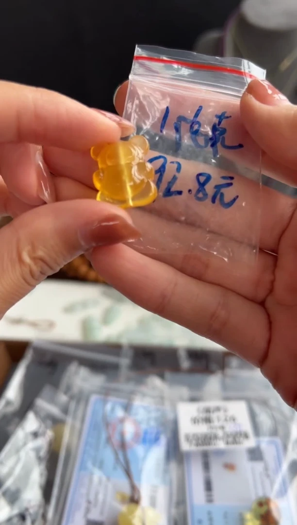 未镶嵌颈饰蜜蜡110买断