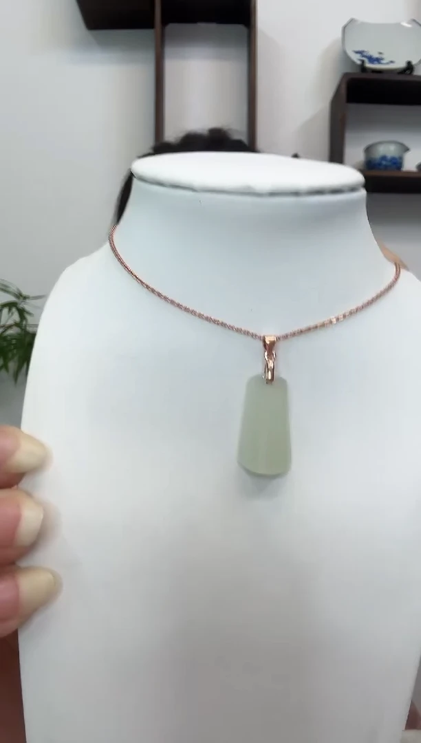 颈饰银S925镶嵌和田玉无事牌赠合金链