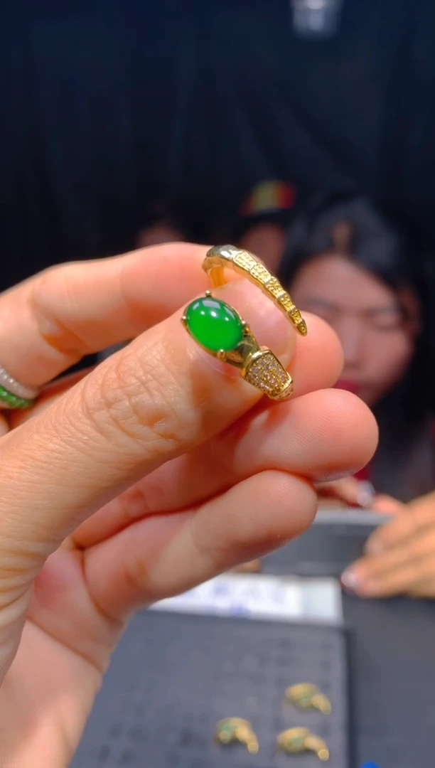 【闪购商品】定制翡翠未镶嵌92多样性发货（发其一）