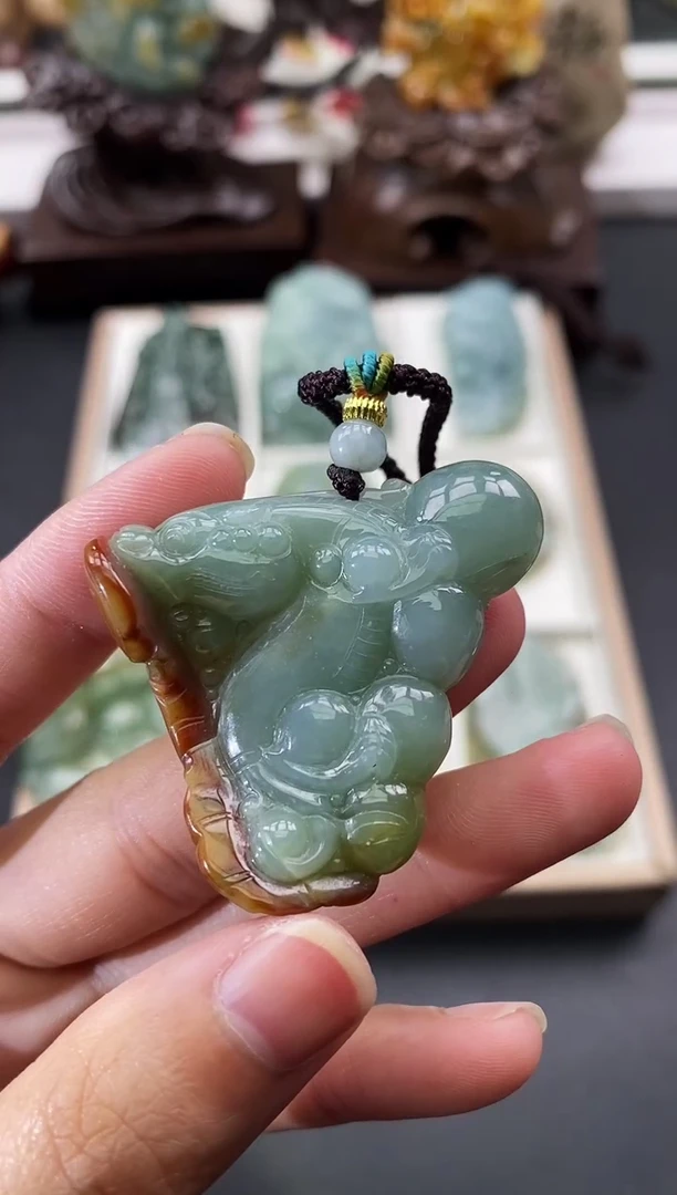 颈饰未镶嵌翡翠天然缅甸A货翡翠