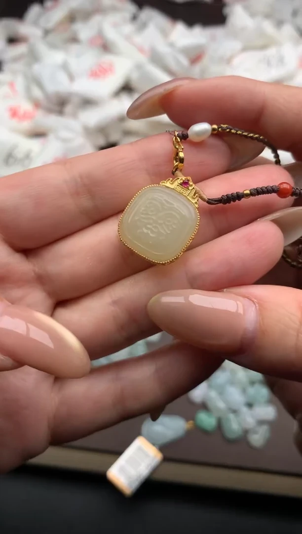 【闪购商品】和田玉挂件未镶嵌一