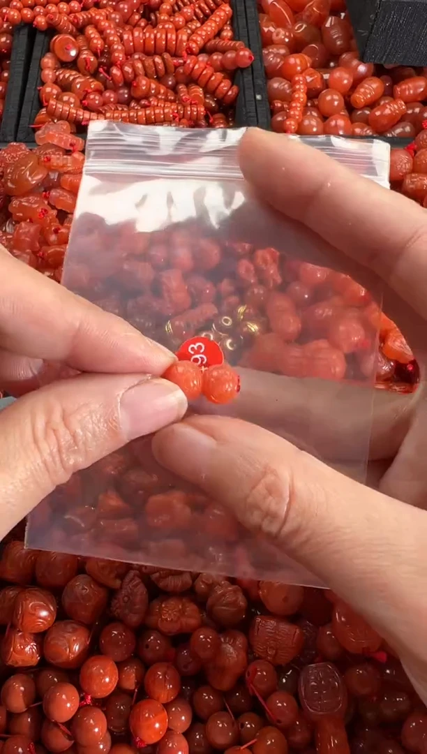 【闪购商品】南红玛瑙颈饰未镶嵌11