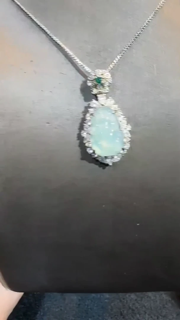 【闪购商品】翡翠吊坠(不含链)未镶嵌多样性发货其一不含链