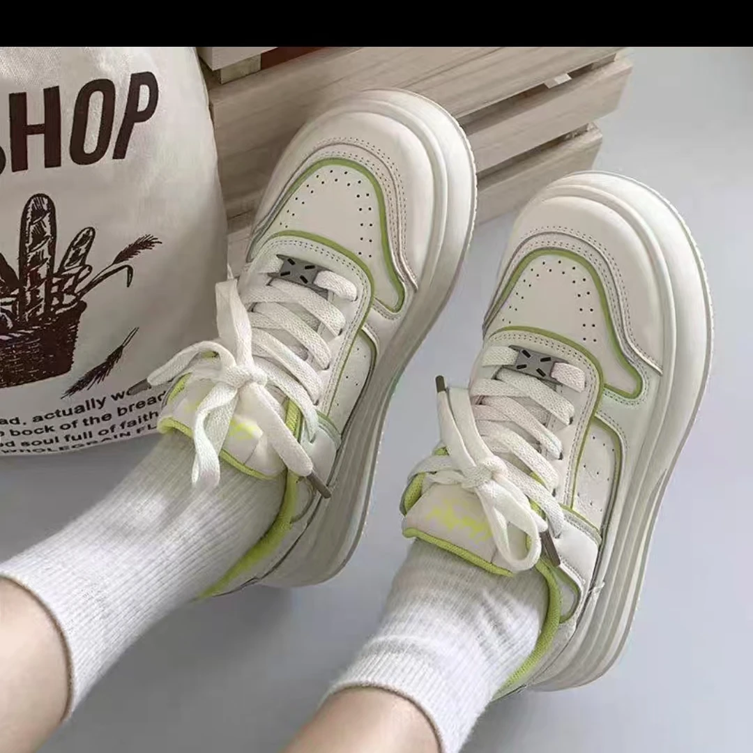 春季女款新款时尚百搭厚底小白鞋f01