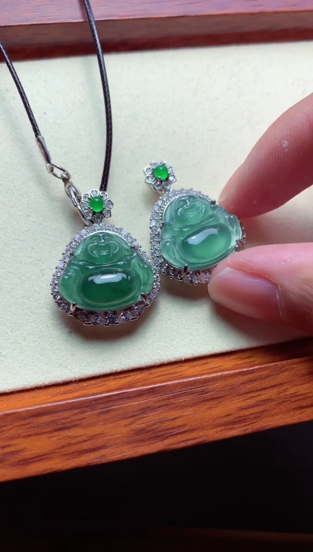 【闪购商品】翡翠颈饰未镶嵌多样性发其一天然翡翠