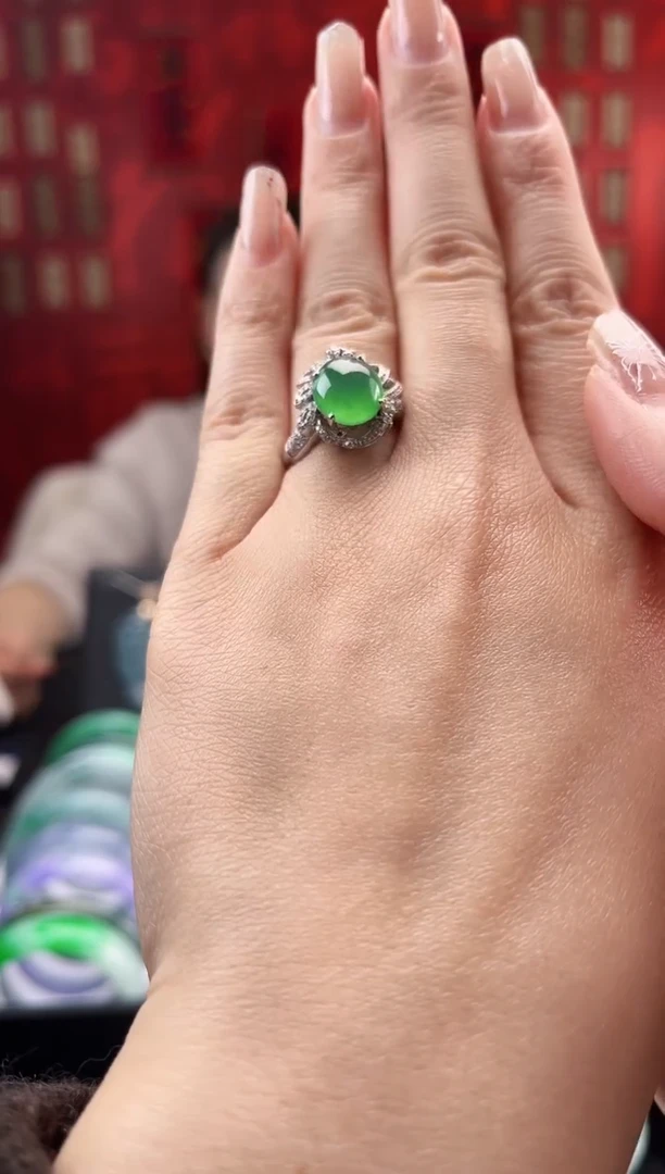 【闪购商品】翡翠戒指18K金镶嵌戒指