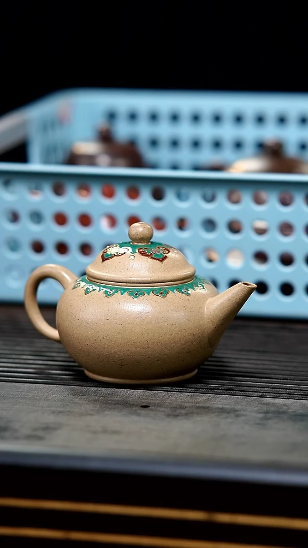 茶壶紫砂21-微瑕全手梨皮本绿珐琅彩水平170c