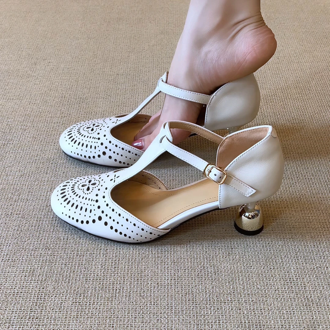 RubyL/6cm新款法式通勤镂空透气舒适百搭纯色酒杯跟洞洞包头凉鞋
