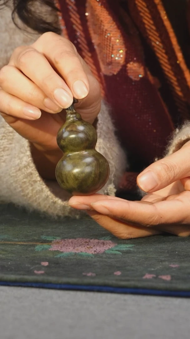 【闪购商品】古沉金丝楠乌木葫芦摆件水波纹