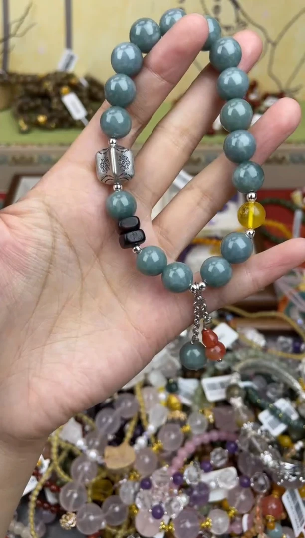 手饰翡翠未镶嵌446