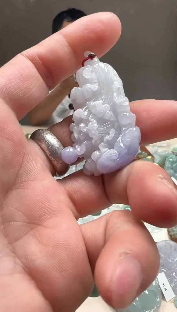 吊坠(不含链)未镶嵌翡翠紫白菜