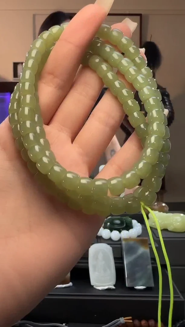 颈饰未镶嵌和田玉青黄口直切长链