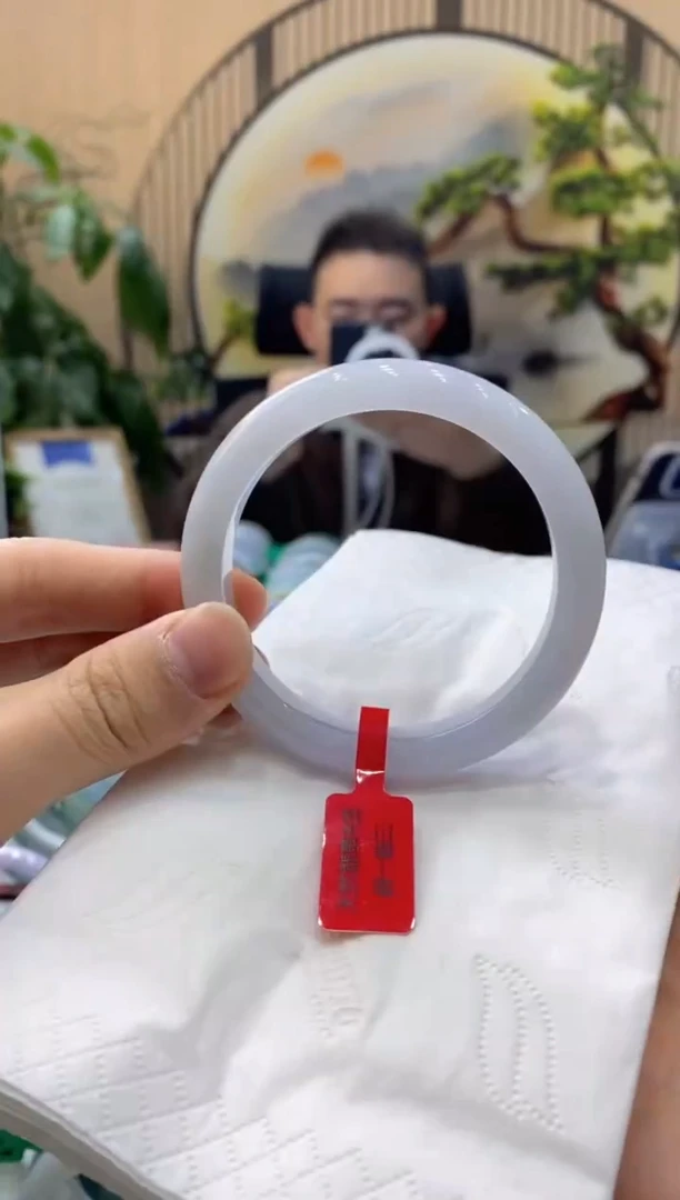 【闪购商品】翡翠手镯未镶嵌000011530