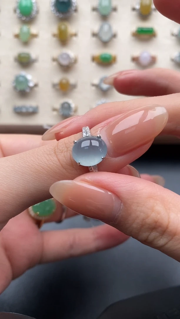 银S925镶嵌戒指翡翠月一物一证一礼盒