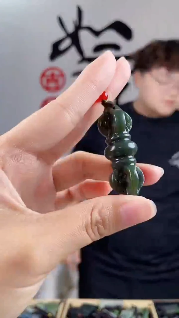 和田玉未镶嵌颈饰拍一发一，多样性发货