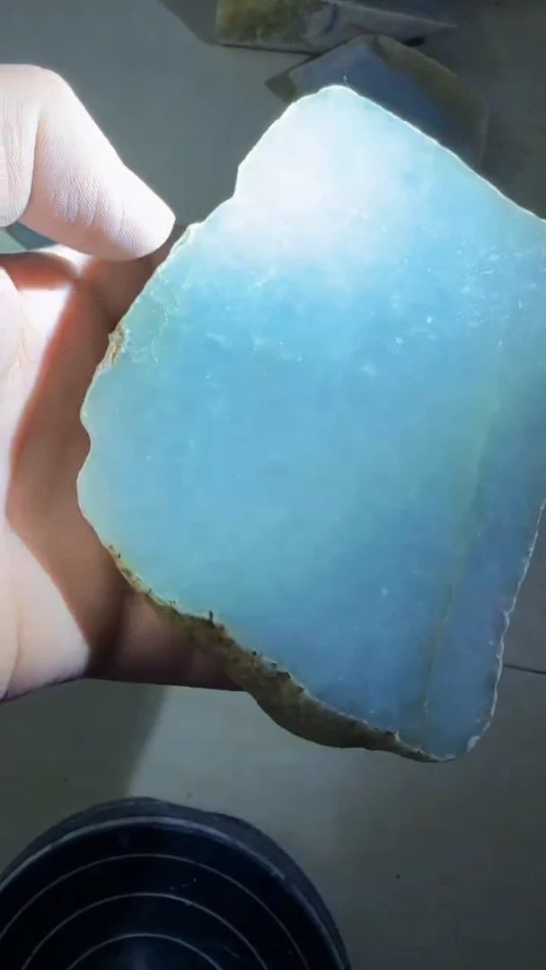 未镶嵌裸石翡翠一*132