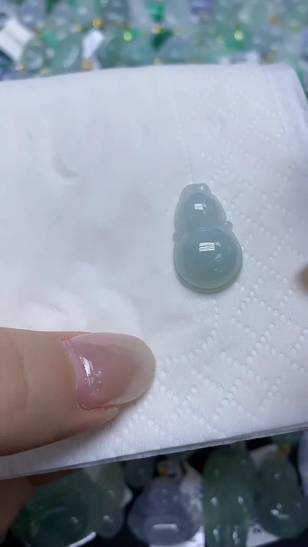 翡翠未镶嵌颈饰天然缅甸翡翠A货