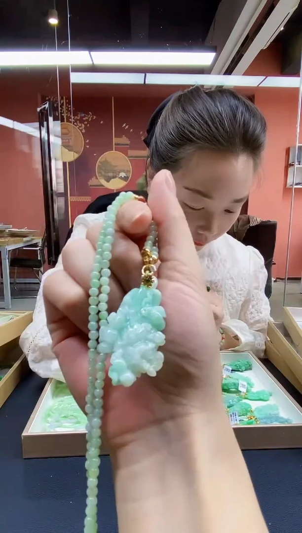 颈饰未镶嵌翡翠翡翠吊坠