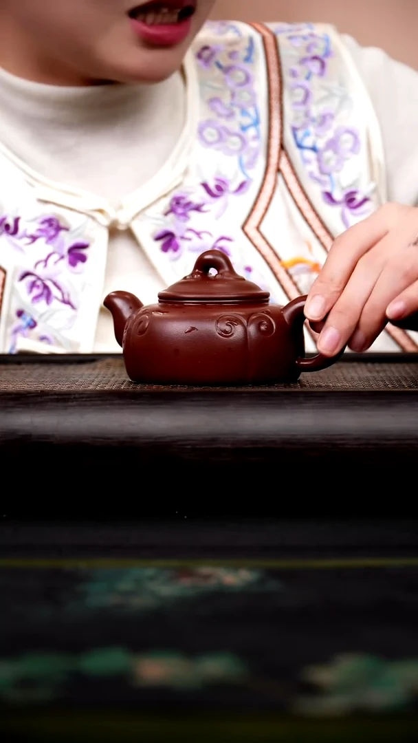 茶壶紫砂紫朱泥  四季如意