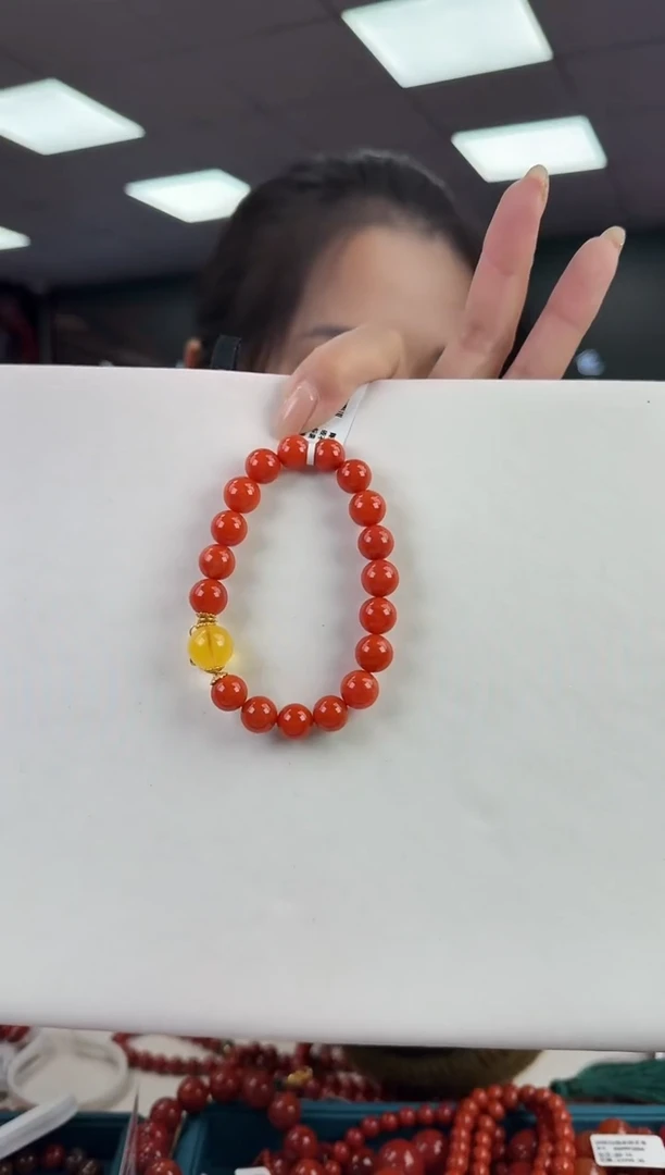 未镶嵌珠串南红玛瑙多样发其一/10/202502490599