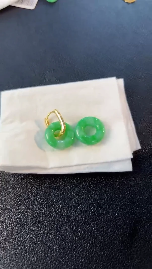 【闪购商品】翡翠耳饰未镶嵌 含小耳包/支持复检一对