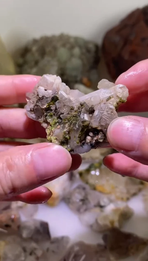 未镶嵌珠宝半成品水晶8号51g四川美姑超七花园水晶